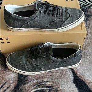 Gravis Filter Charcoal Pinstripe shoe size 11